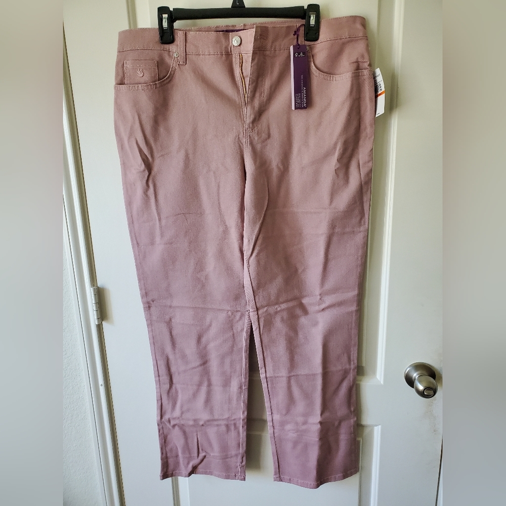 New* Gloria Banderbilt Jean